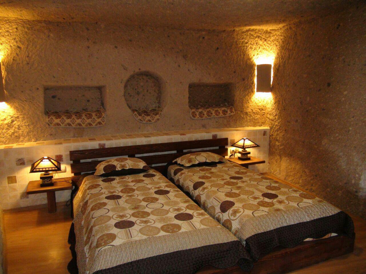 لاله کندوان
