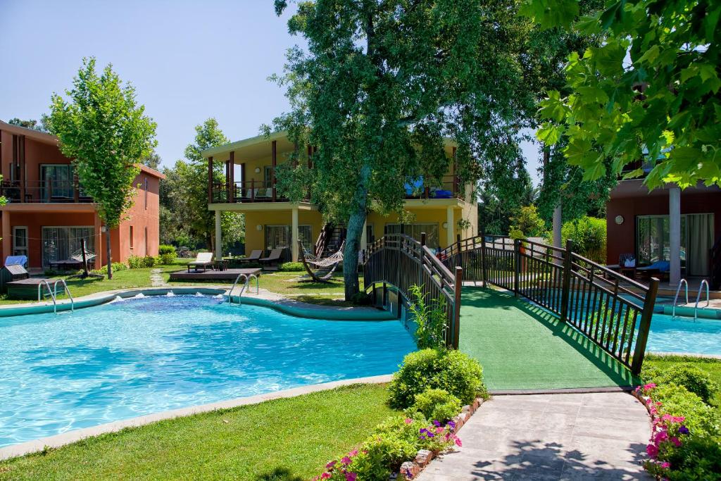 سوئنو بیچ سیده