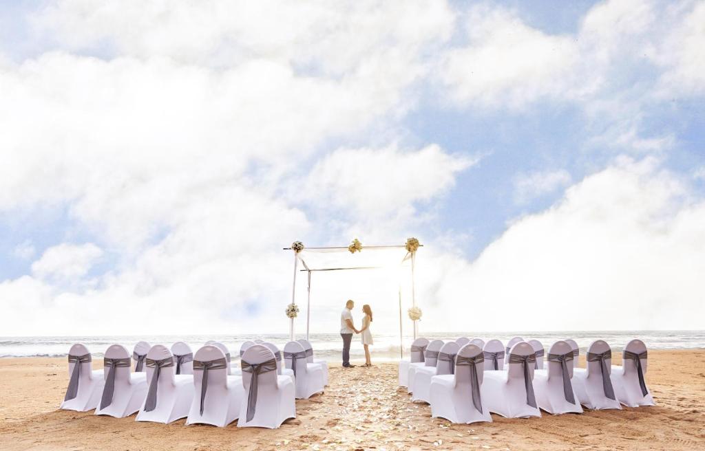 توریا کالوتارا یا جی جی بیچ بای جت وینگ بنتوتا